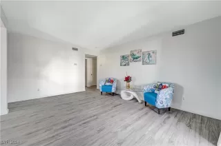 Photo #4: 2632519 Listing 