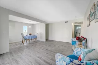 Photo #5: 2632519 Listing 