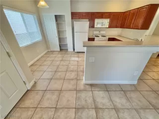 Photo #2: 2632570 Listing 
