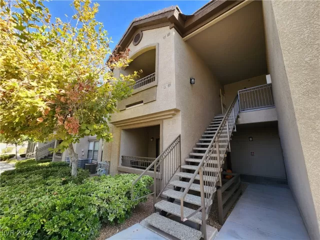 MLS: 2632574 Condo For Sale