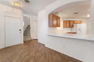 Photo #5: 2632616 Listing