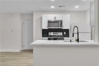 Photo #5: 2632646 Listing 