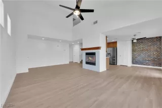 Photo #2: 2632685 Listing