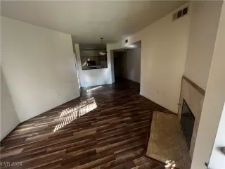 Photo #2: 2632695 Listing