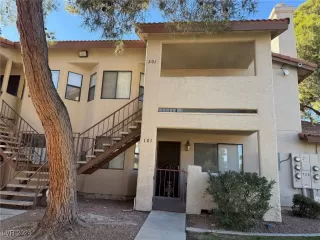 Photo #1: 2632731 Listing 