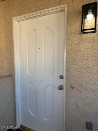 Photo #3: 2632731 Listing 