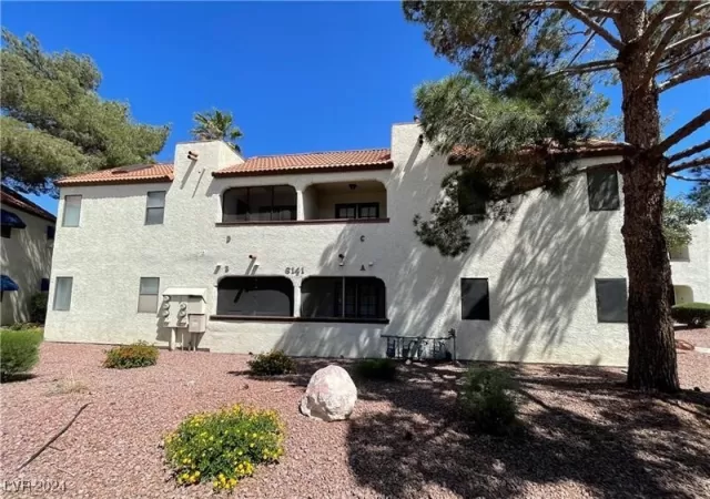 MLS: 2632782 Condo For Sale