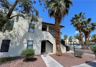 Photo #1: 2632782 Listing