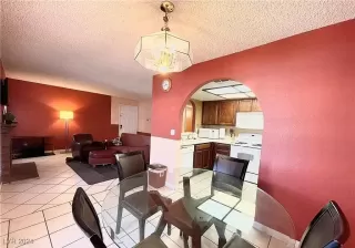 Photo #3: 2632782 Listing