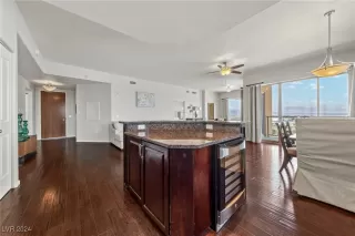 Photo #1: 2632794 Listing