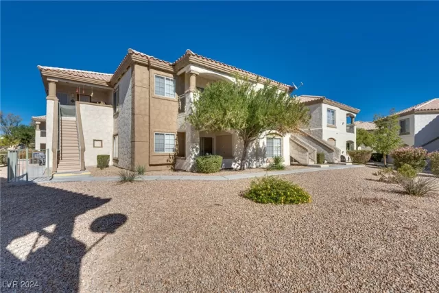 MLS: 2632802 Condo For Sale