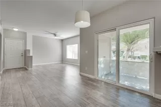 Photo #5: 2632802 Listing