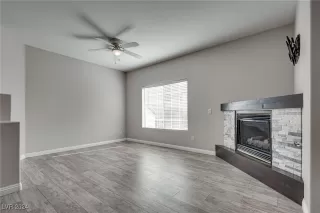 Photo #6: 2632802 Listing