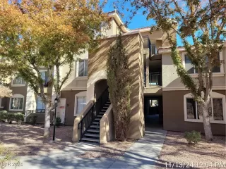 Photo #1: 2632821 Listing 