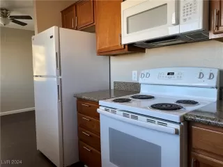 Photo #2: 2632862 Listing 