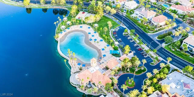 MLS: 2632865 Condo For Sale