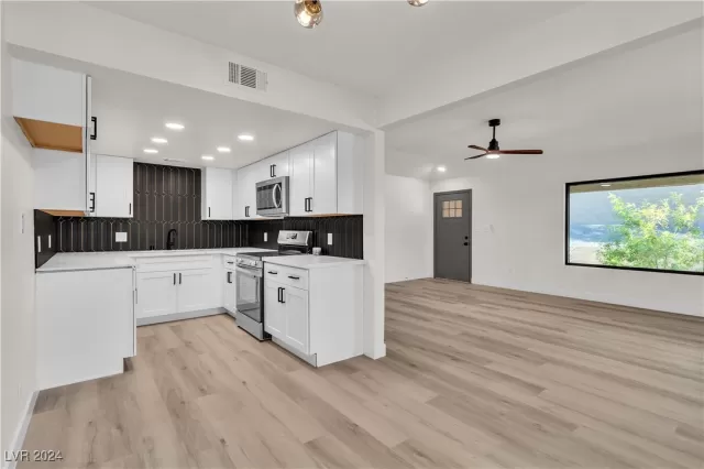 MLS: 2632887 Condo For Sale