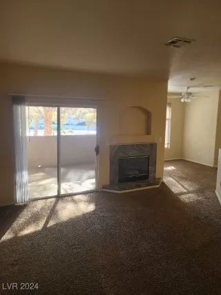 Photo #6: 2632959 Listing