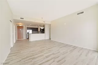 Photo #1: 2632972 Listing 
