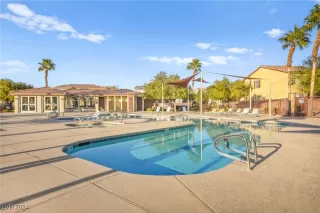 Photo #6: 2632980 Listing 