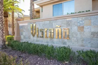 Photo #1: 2632999 Listing