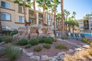 Photo #3: 2632999 Listing