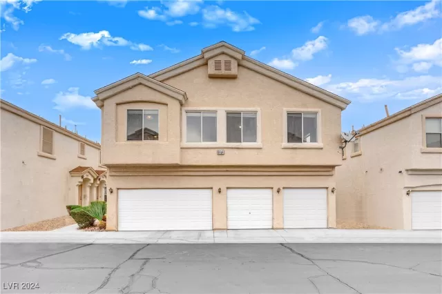 MLS: 2633011 Condo For Sale