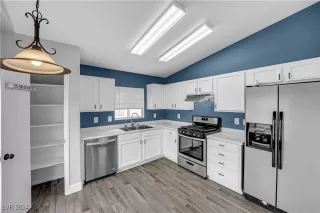 Photo #6: 2633011 Listing 