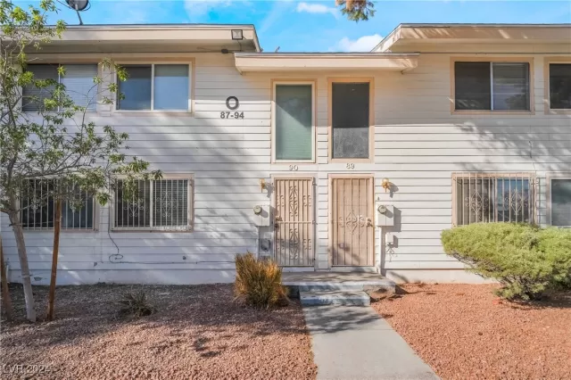 MLS: 2633049 Condo For Sale