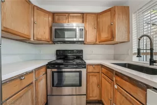 Photo #4: 2633049 Listing 
