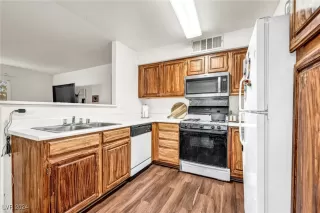 Photo #4: 2633067 Listing 