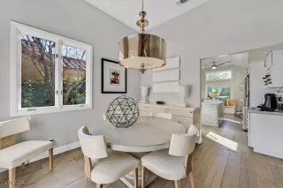 Photo #3: 2633094 Listing