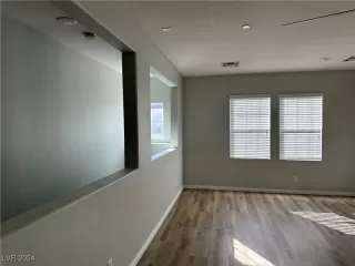 Photo #4: 2633102 Listing 