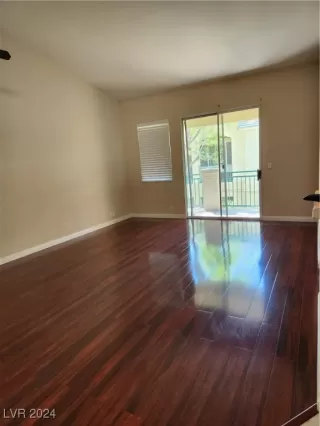 Photo #2: 2633108 Listing