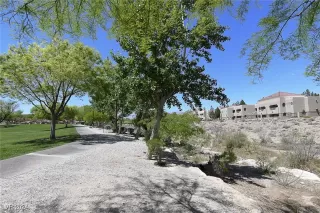 Photo #1: 2633172 Listing 