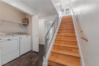 Photo #1: 2633194 Listing 