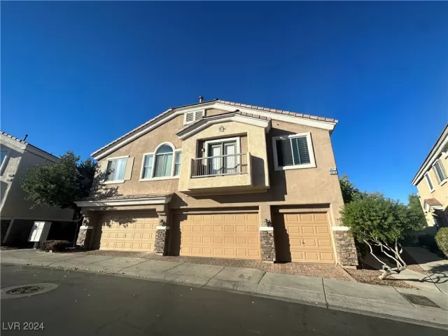 MLS: 2633204 Condo For Sale