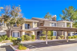 Photo #1: 2633207 Listing