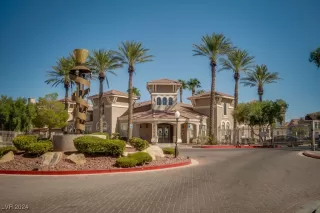 Photo #1: 2633215 Listing