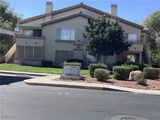 Photo #2: 2633229 Listing 