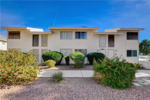 MLS: 2633236 Condo For Sale