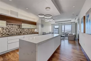 Photo #1: 2633254 Listing 