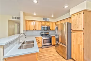 Photo #2: 2633259 Listing 