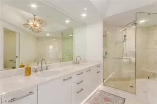 Photo #6: 2633260 Listing