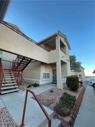 Photo #1: 2633345 Listing 