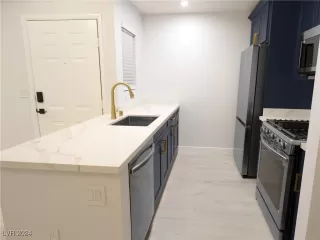 Photo #2: 2633367 Listing 