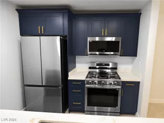 Photo #3: 2633367 Listing 