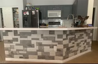 Photo #3: 2633382 Listing 