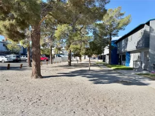 Photo #2: 2633391 Listing