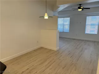 Photo #3: 2633393 Listing 